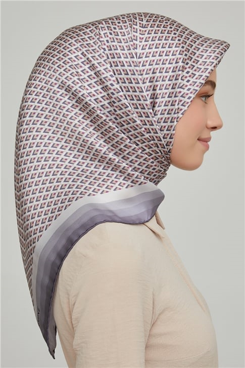 Armine Sura İpek Eşarp 21Ka8634 34