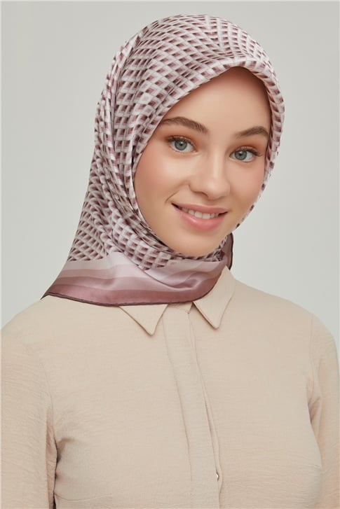 Armine Sura İpek Eşarp 21Ka8634 36