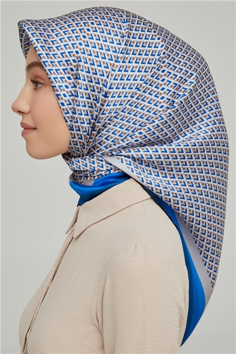 Armine Sura İpek Eşarp 21Ka8634 40