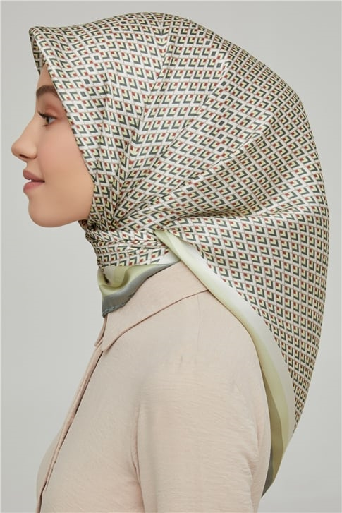Armine Sura İpek Eşarp 21Ka8634 41