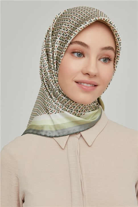 Armine Sura İpek Eşarp 21Ka8634 41