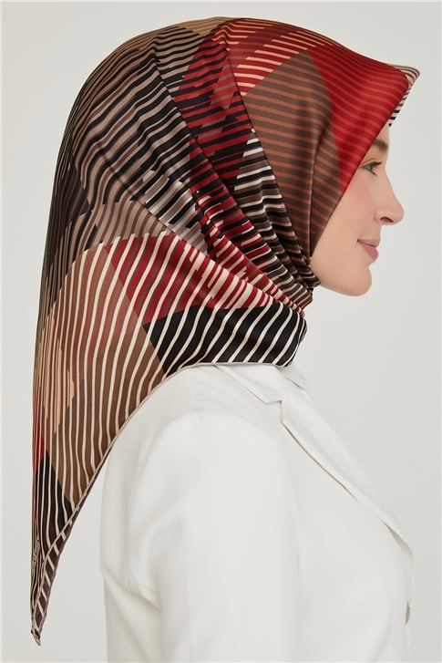 Armine Sura İpek Eşarp 21Ka8635 05