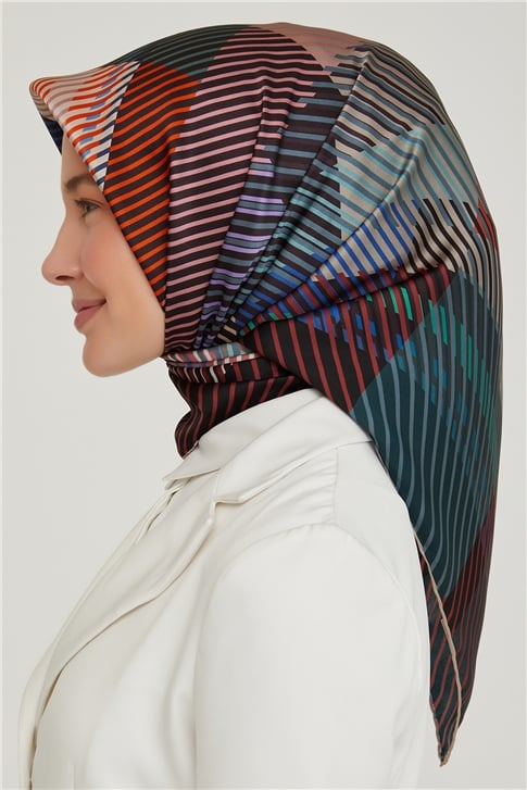 Armine Sura İpek Eşarp 21Ka8635 33