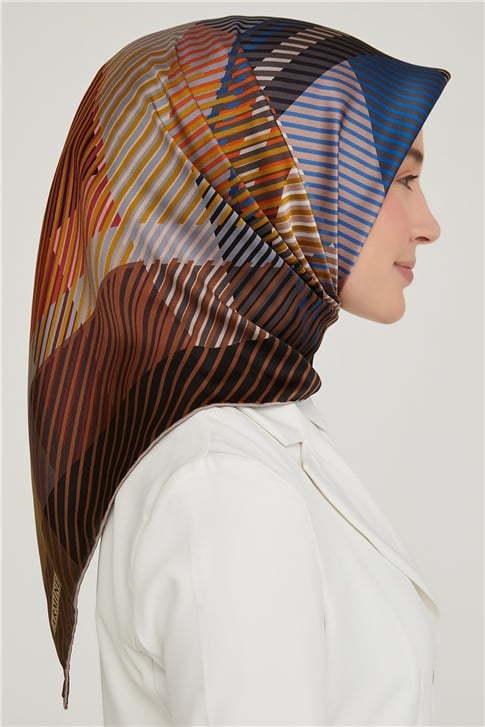 Armine Sura İpek Eşarp 21Ka8635 34