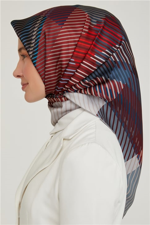 Armine Sura İpek Eşarp 21Ka8635 39
