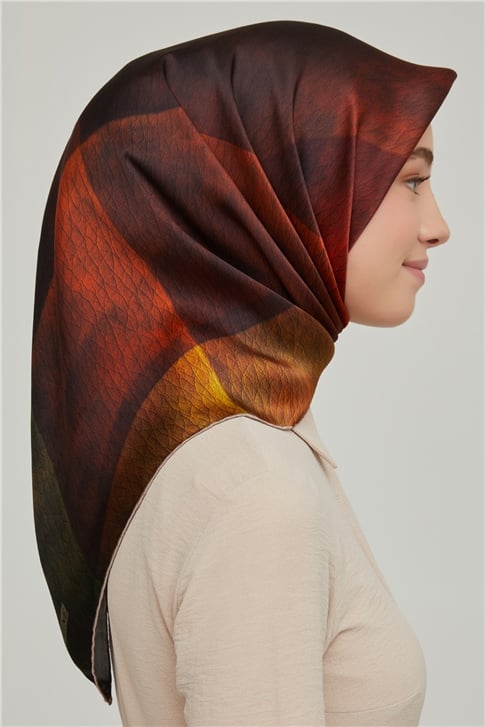 Armine Sura İpek Eşarp 21Ka8636 04