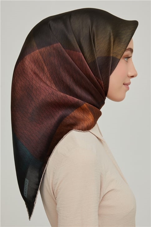 Armine Sura İpek Eşarp 21Ka8636 06