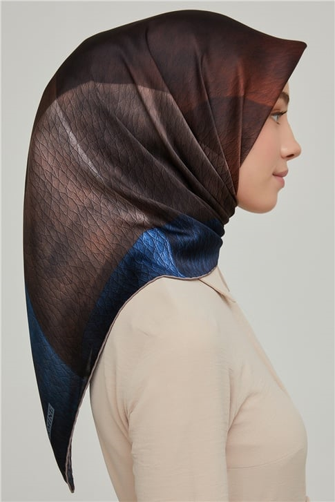 Armine Sura İpek Eşarp 21Ka8636 09