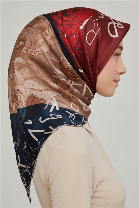 Armine Sura İpek Eşarp 21Ka8637 08