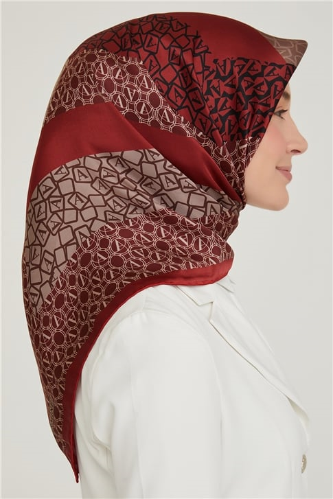 Armine Sura İpek Eşarp 21Ka8638 12