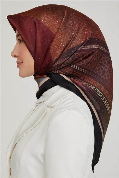 Armine Sura İpek Eşarp 21Ka8639 02