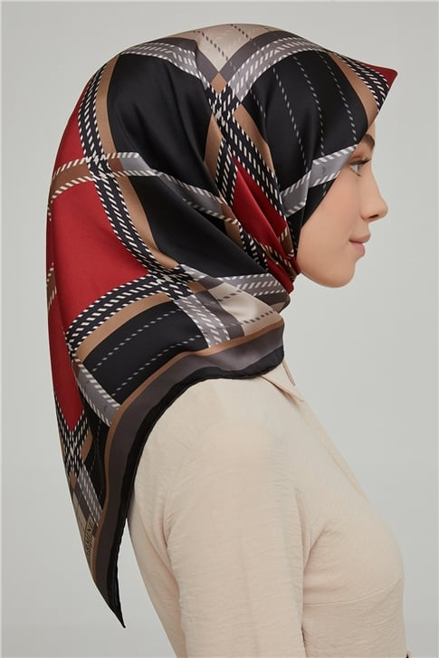 Armine Sura İpek Eşarp 21Ka8640 03