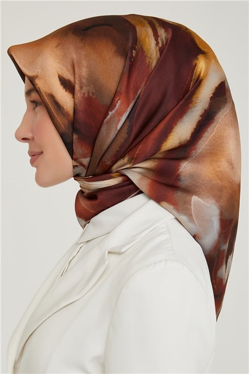Armine Sura İpek Eşarp 21Ka8641 07