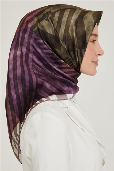 Armine Sura İpek Eşarp 21Ka8642 01