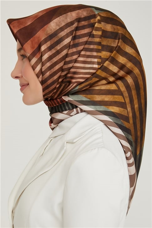 Armine Sura İpek Eşarp 21Ka8642 07