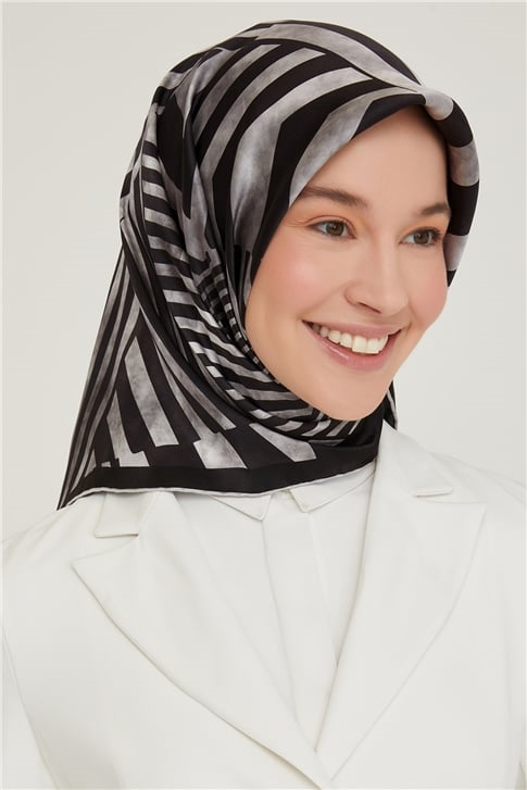 Armine Sura İpek Eşarp 21Ka8642 10