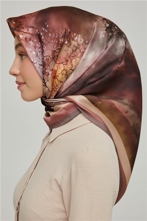 Armine Sura İpek Eşarp 21Ka8643 07