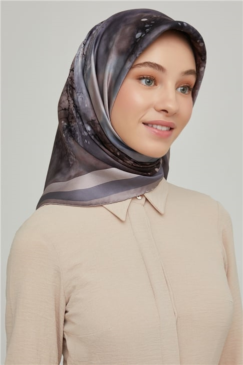 Armine Sura İpek Eşarp 21Ka8643 09