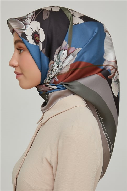Armine Sura İpek Eşarp 21Ka8644 23