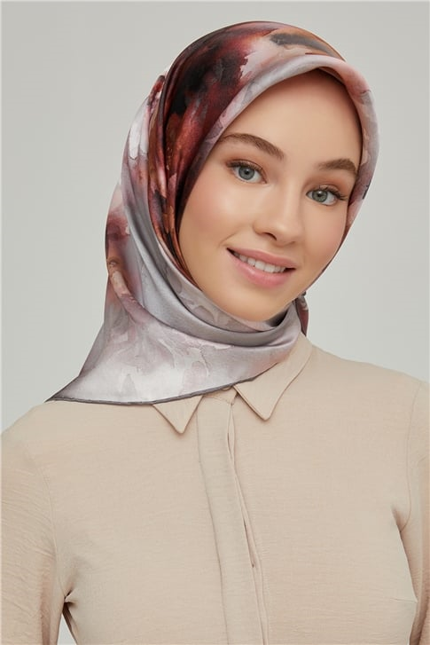 Armine Sura İpek Eşarp 21Ka8645 06