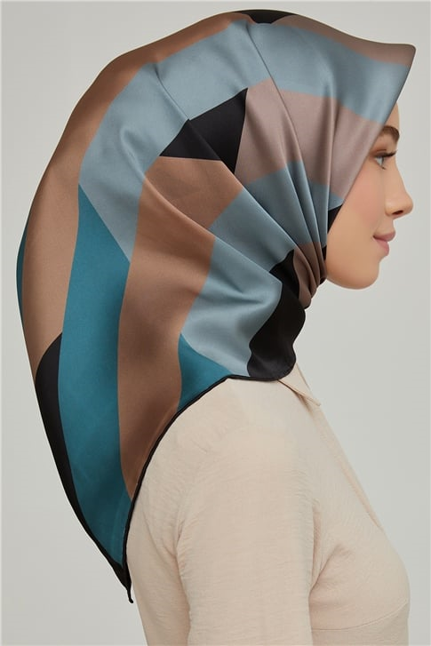 Armine Sura İpek Eşarp 21Ka8646 37
