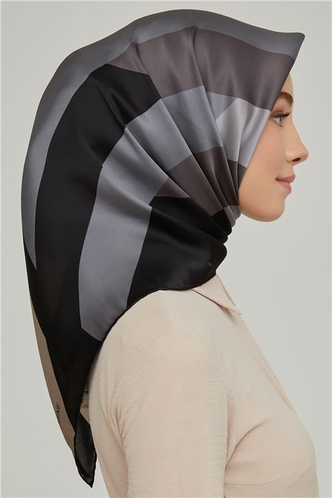 Armine Sura İpek Eşarp 21Ka8646 38