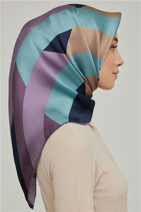 Armine Sura İpek Eşarp 21Ka8646 39