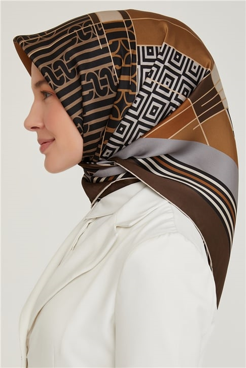 Armine Sura İpek Eşarp 21Ka8647 31