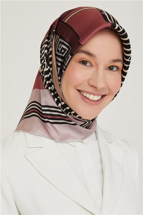 Armine Sura İpek Eşarp 21Ka8647 35