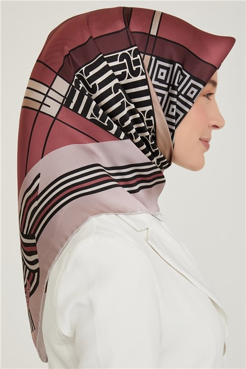 Armine Sura İpek Eşarp 21Ka8647 35
