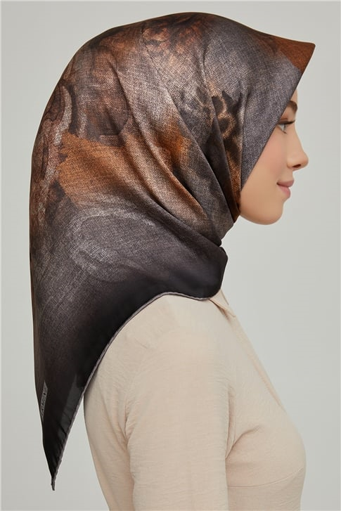 Armine Sura İpek Eşarp 21Ka8648 10