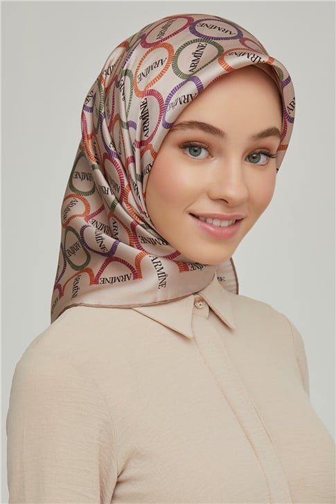 Armine Sura İpek Eşarp 21Ka8649 07