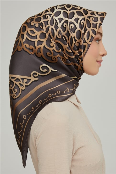 Armine Sura İpek Eşarp 21Ka8650 01
