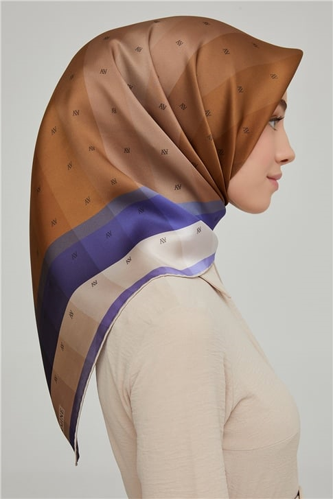 Armine Sura İpek Eşarp 21Ka8652 39