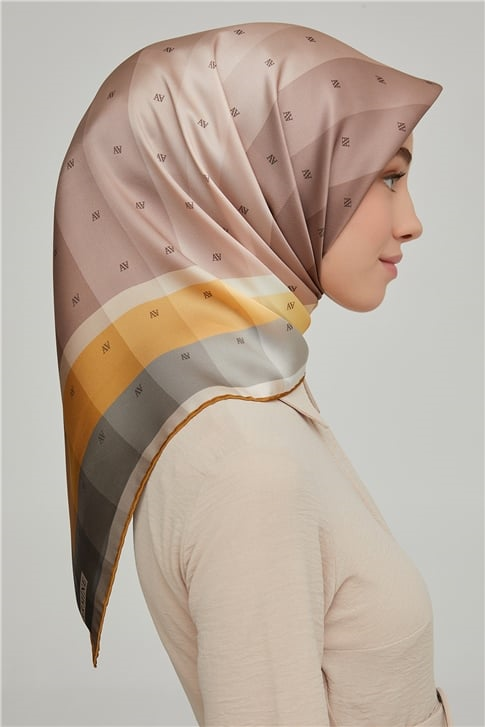 Armine Sura İpek Eşarp 21Ka8652 42