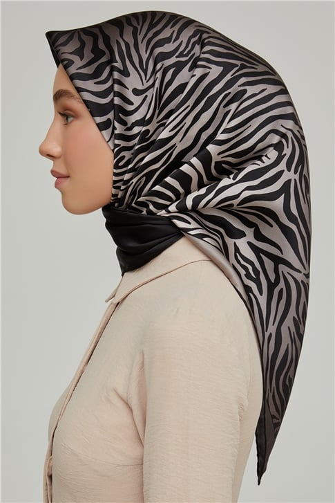Armine Sura İpek Eşarp 21Ka8654 21