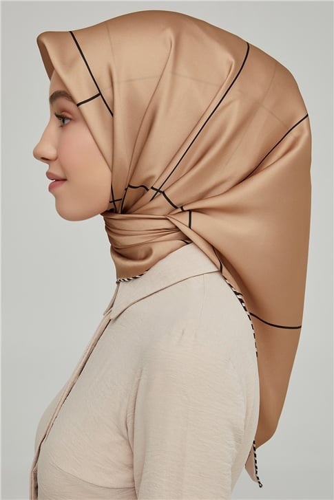 Armine Sura İpek Eşarp 21Ka8655 32