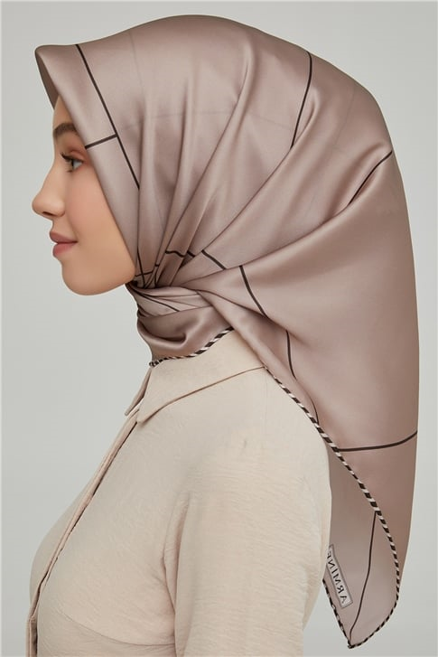 Armine Sura İpek Eşarp 21Ka8655 39