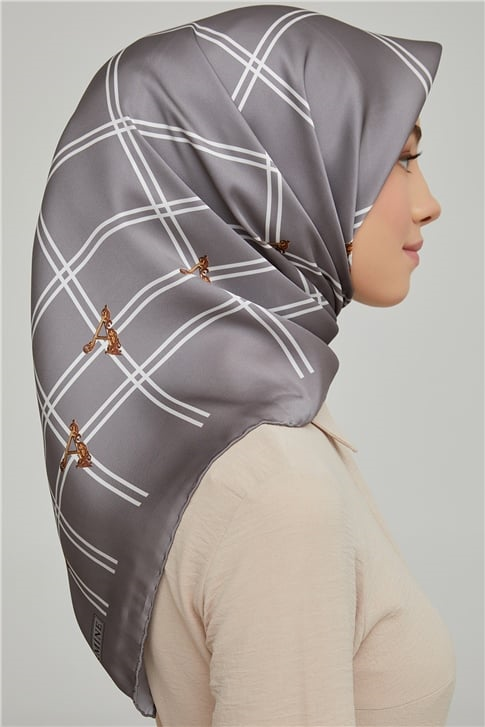 Armine Sura İpek Eşarp 21Ka8656 03