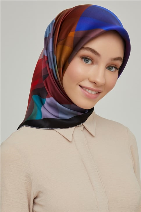 Armine Sura İpek Eşarp 21Ka8659 30