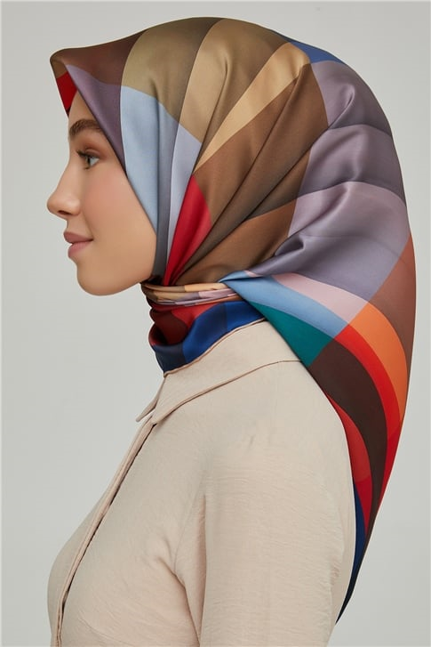 Armine Sura İpek Eşarp 21Ka8659 35