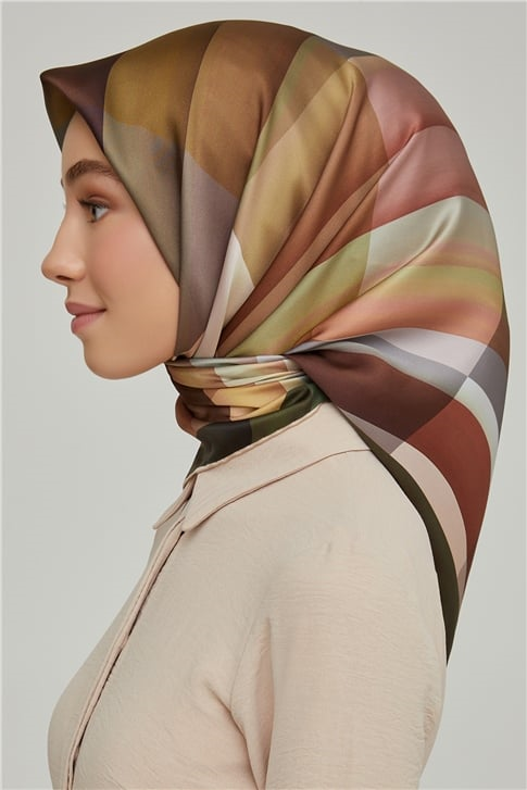 Armine Sura İpek Eşarp 21Ka8659 42