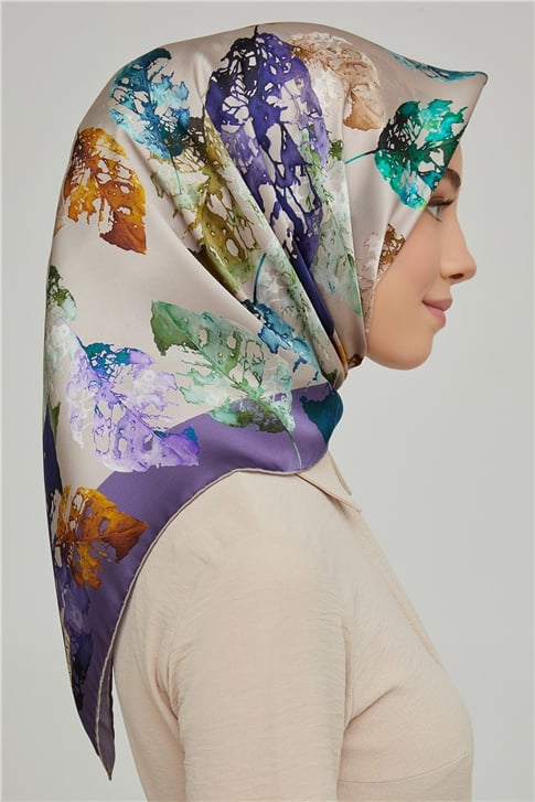 Armine Sura İpek Eşarp 21Ka8663 02