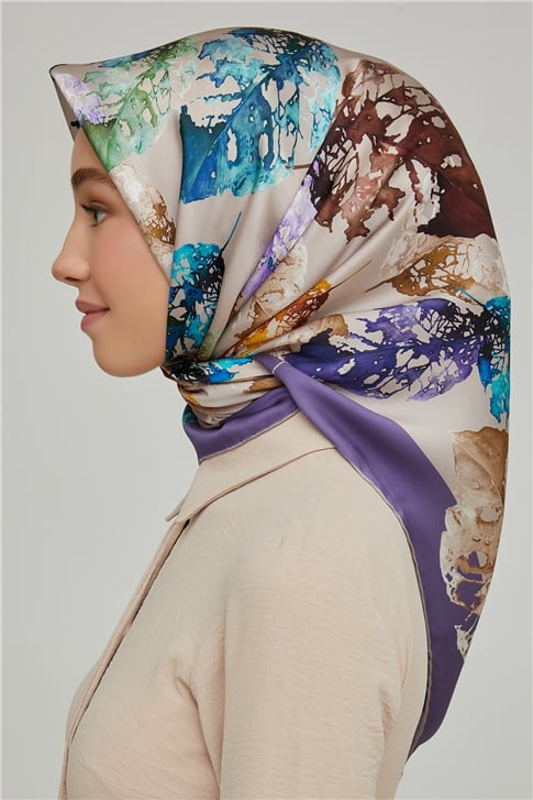 Armine Sura İpek Eşarp 21Ka8663 02