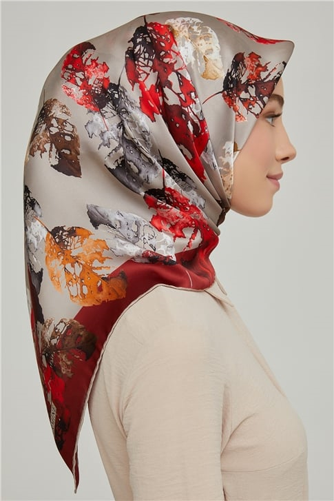 Armine Sura İpek Eşarp 21Ka8663 09