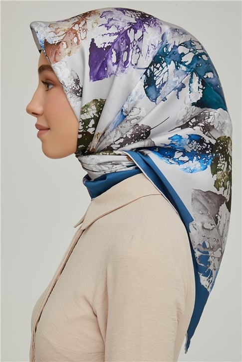 Armine Sura İpek Eşarp 21Ka8663 11