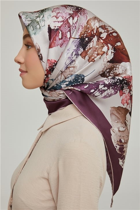 Armine Sura İpek Eşarp 21Ka8663 17