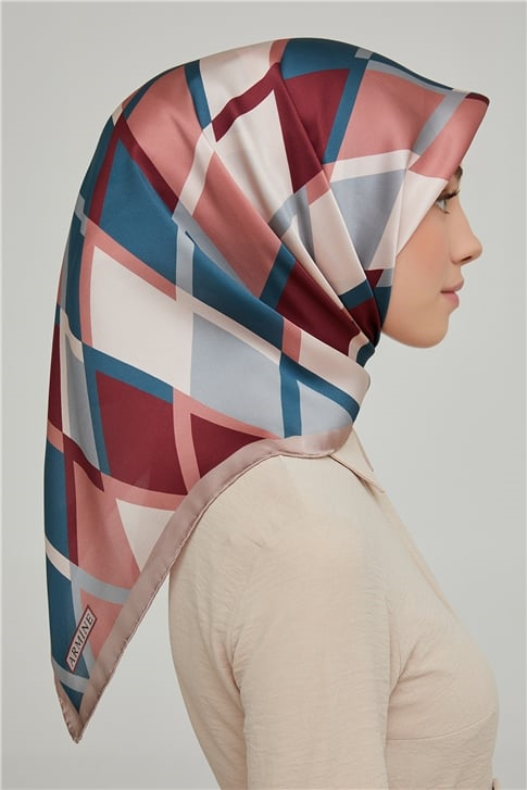 Armine Sura İpek Eşarp 21Ka8664 04