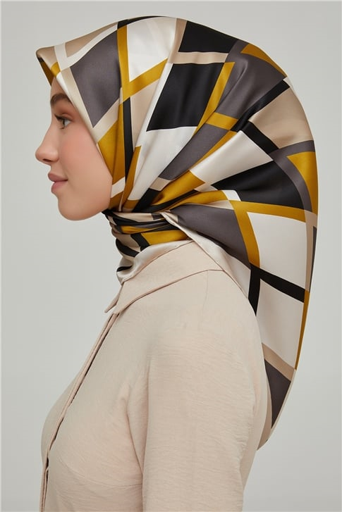 Armine Sura İpek Eşarp 21Ka8664 16