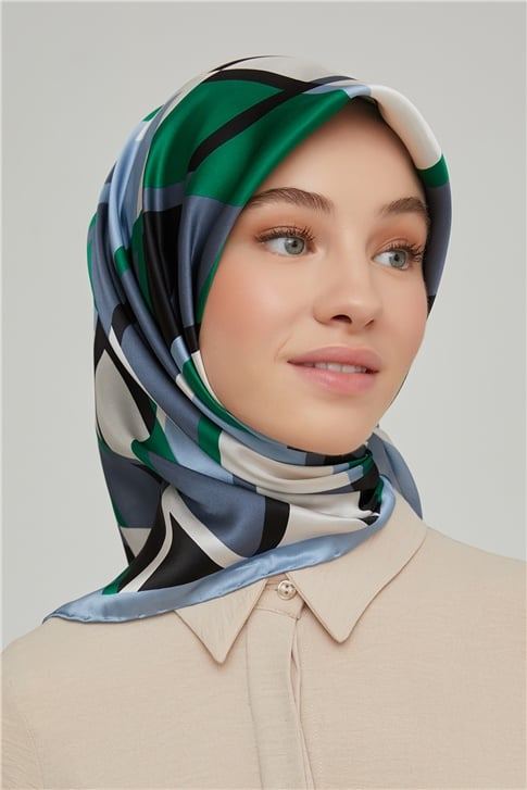 Armine Sura İpek Eşarp 21Ka8664 18